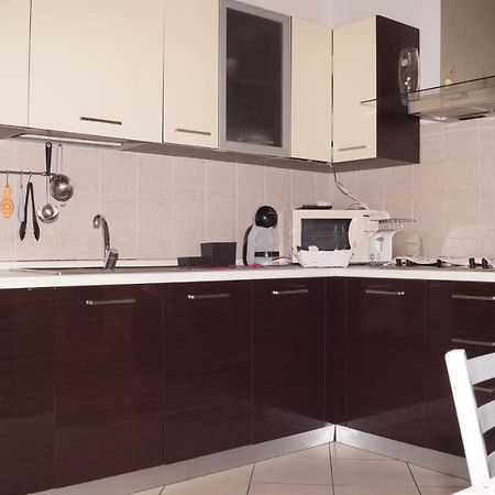 אלבניה Bed And Breakfast Da Nonna Ezia מראה חיצוני תמונה