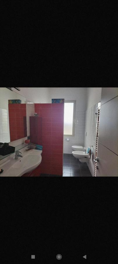 אלבניה Bed And Breakfast Da Nonna Ezia מראה חיצוני תמונה