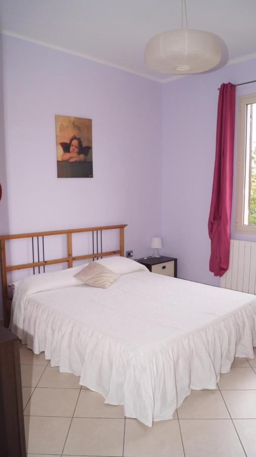 אלבניה Bed And Breakfast Da Nonna Ezia מראה חיצוני תמונה