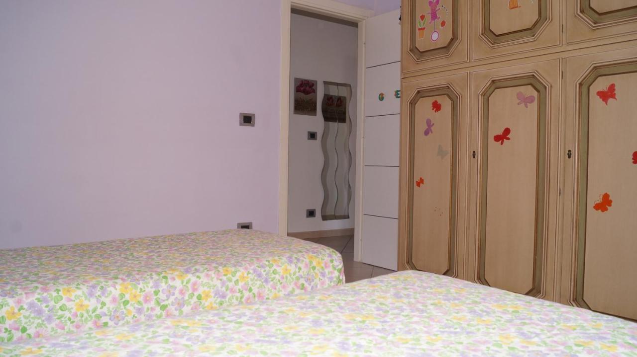 אלבניה Bed And Breakfast Da Nonna Ezia מראה חיצוני תמונה